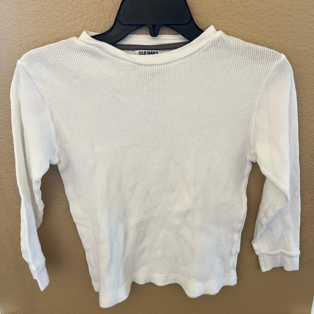 Old Navy Kids Cream Long Sleeve Tee